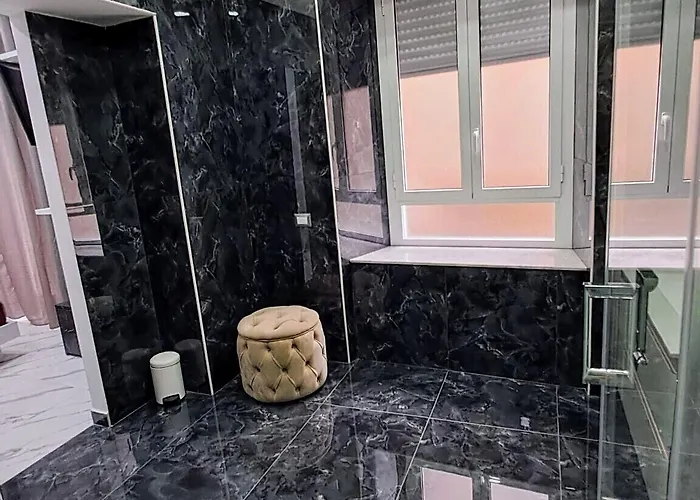 La Finestra Sul Borgo Konukevi 3*